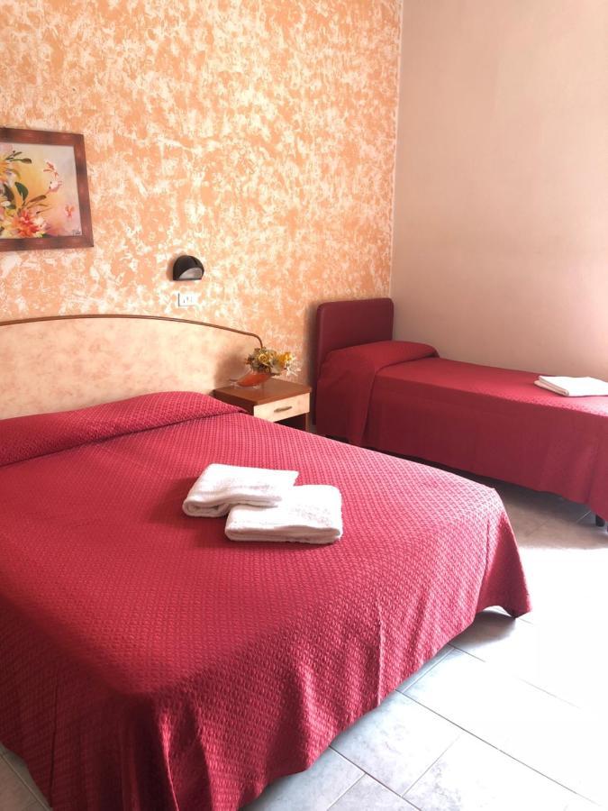 Hotel Serenella Vintage Rimini Extérieur photo